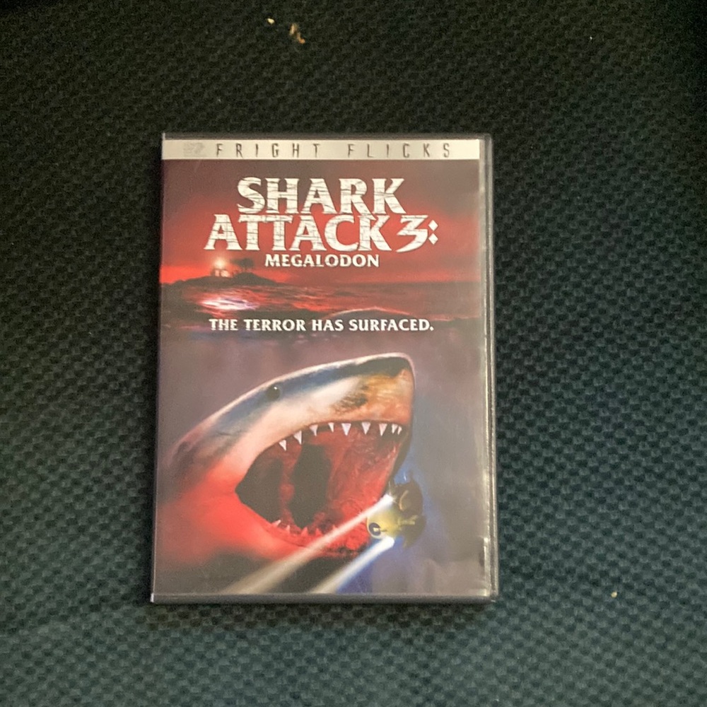 Shark attack 3 megalodon DVD new